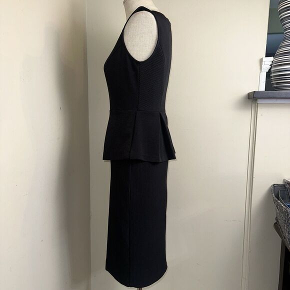 Women's Elle Black Sleeveless Peplum Stretch Knit Dress Size 2 EUC - Picture 5 of 9